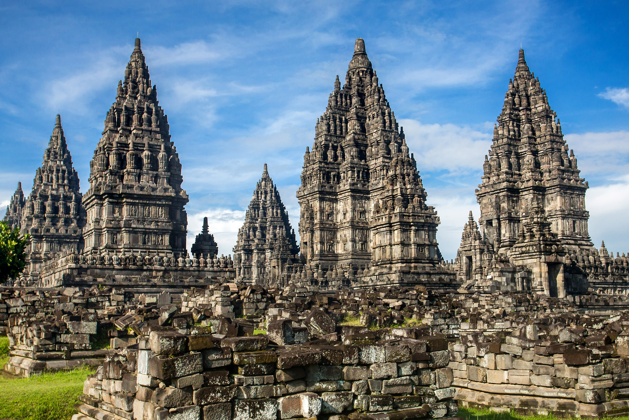 Viaja al templo de Prambanan, en la isla de Java